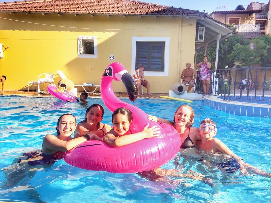 Avra Sea View Paradise Pool Apartments Мораитика Экстерьер фото