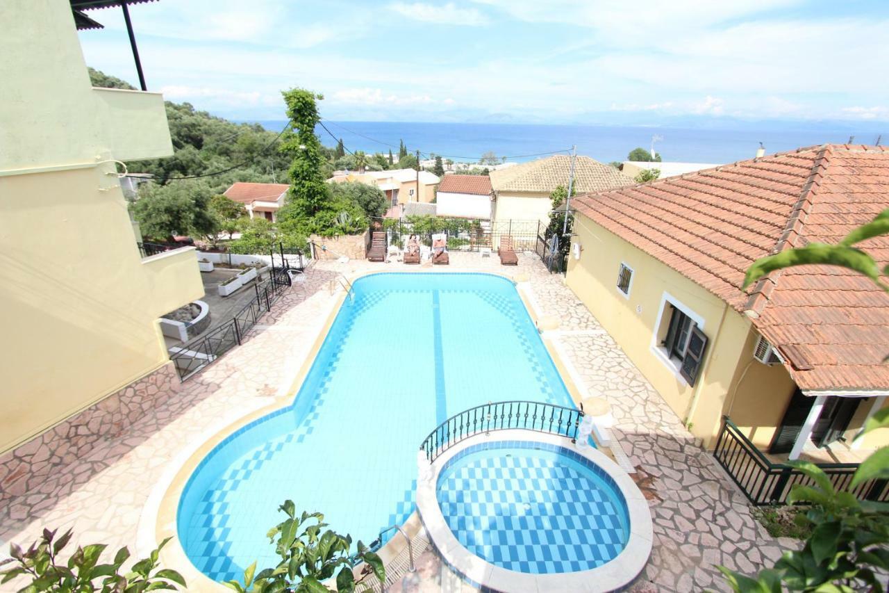Avra Sea View Paradise Pool Apartments Мораитика Экстерьер фото